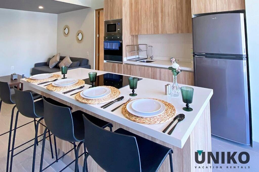 1 Block To The Beach 2Br 6Pax Rooftop Pool King Bed Πλάγια Ντελ Κάρμεν Εξωτερικό φωτογραφία